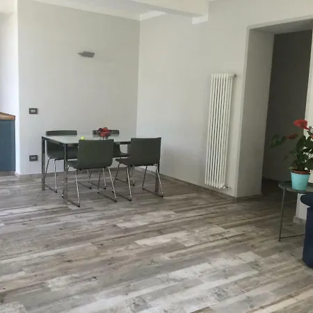 Pensión Casa Gabriela 3*